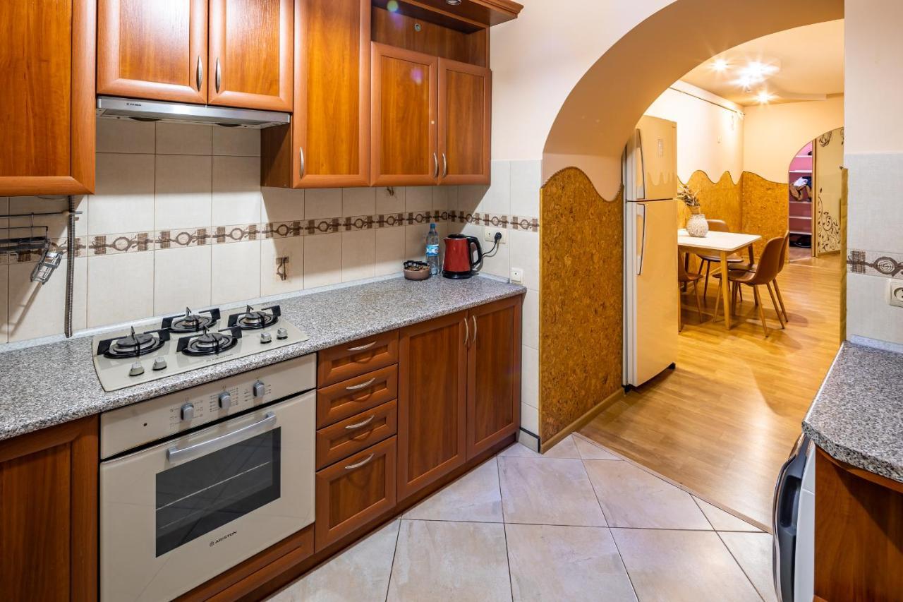 The Main Square! 2 Separated Bedrooms, Balcony Lemberg Exterior foto