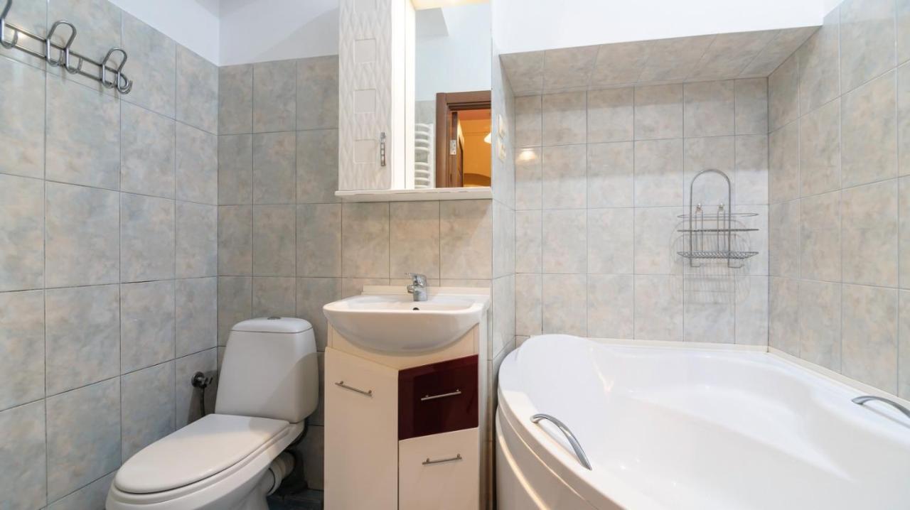 The Main Square! 2 Separated Bedrooms, Balcony Lemberg Exterior foto